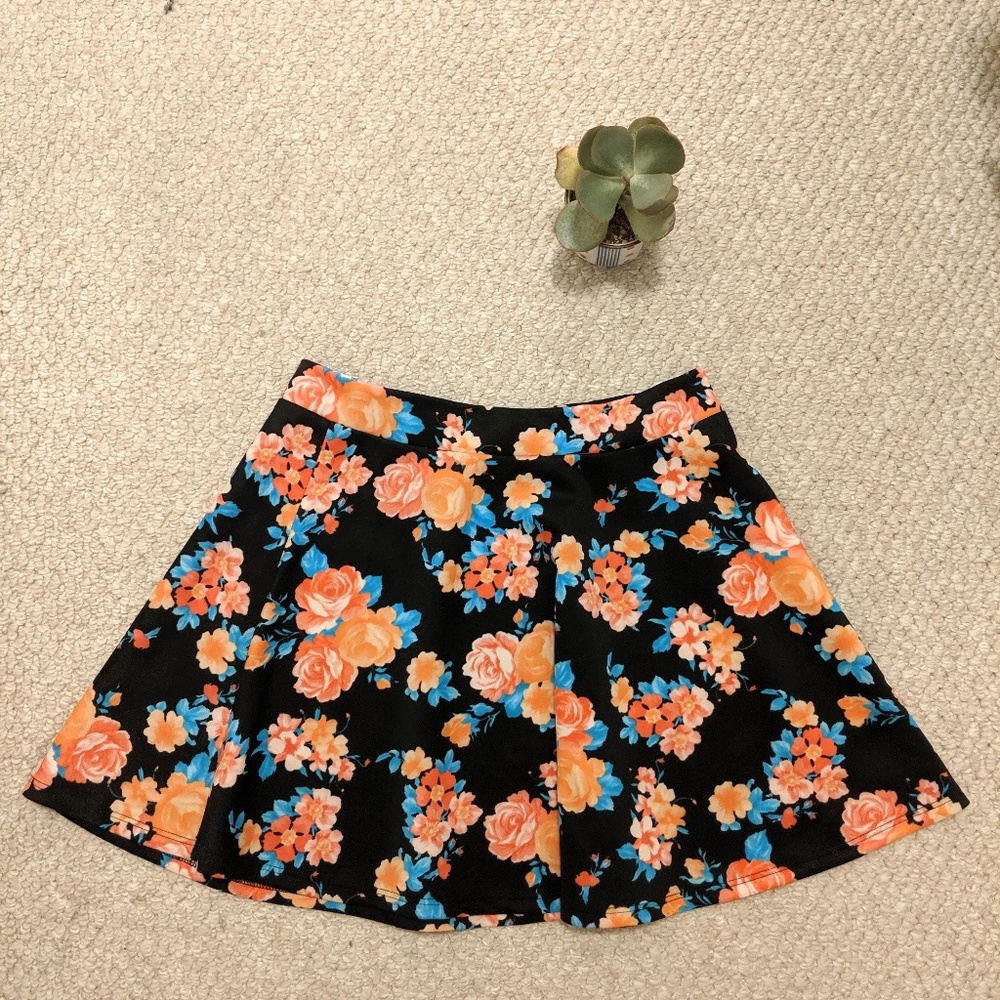 NWOT A'gaci - Flowery Skirt